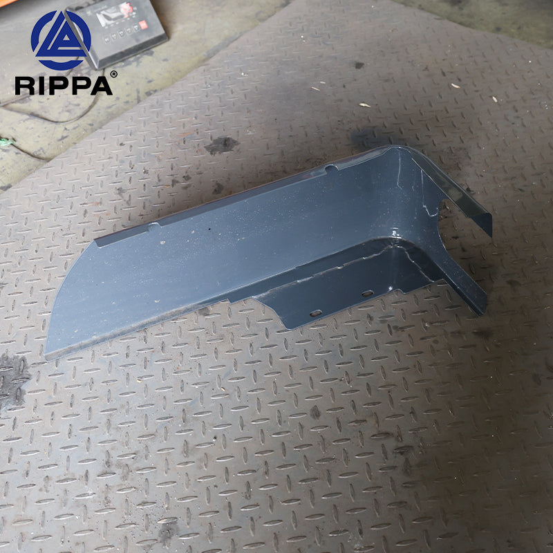 Prawa dolna osłona RIPPA R13