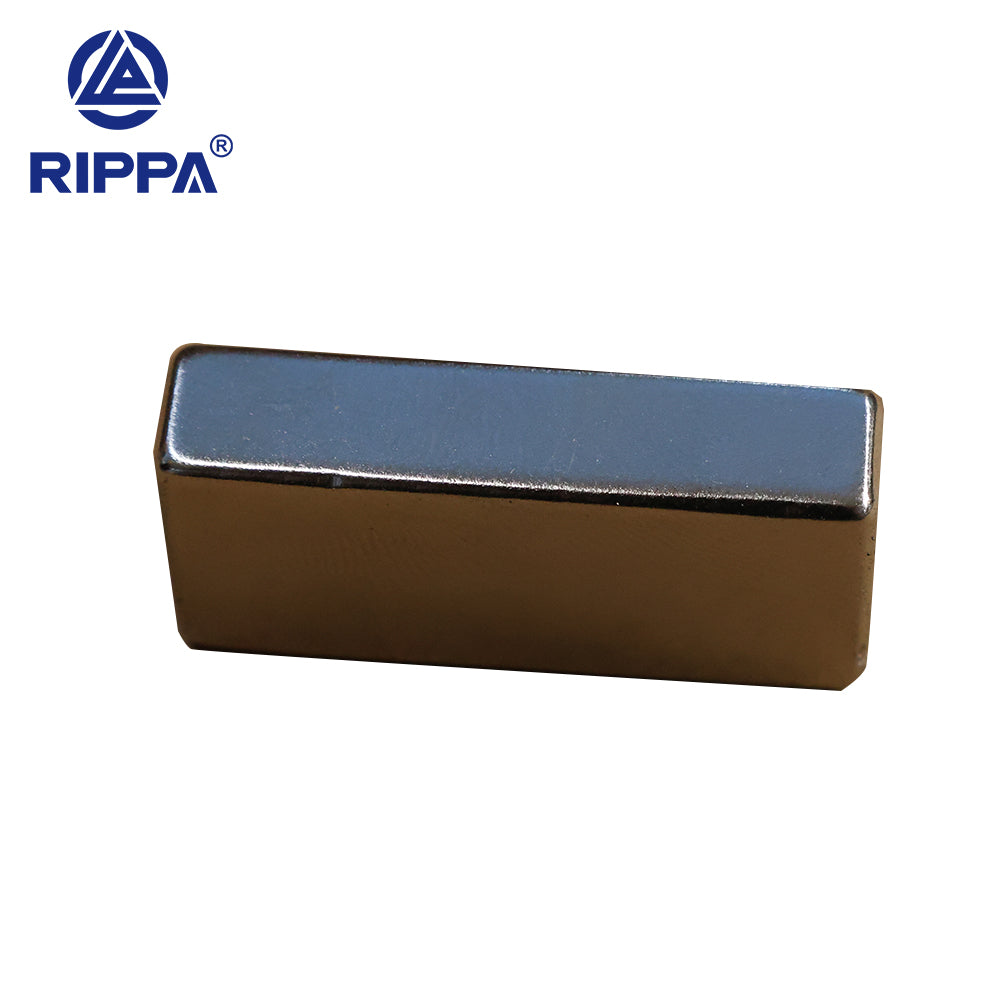 Magnes do zbiornika oleju hydraulicznego RIPPA RS03 RS04 RS06