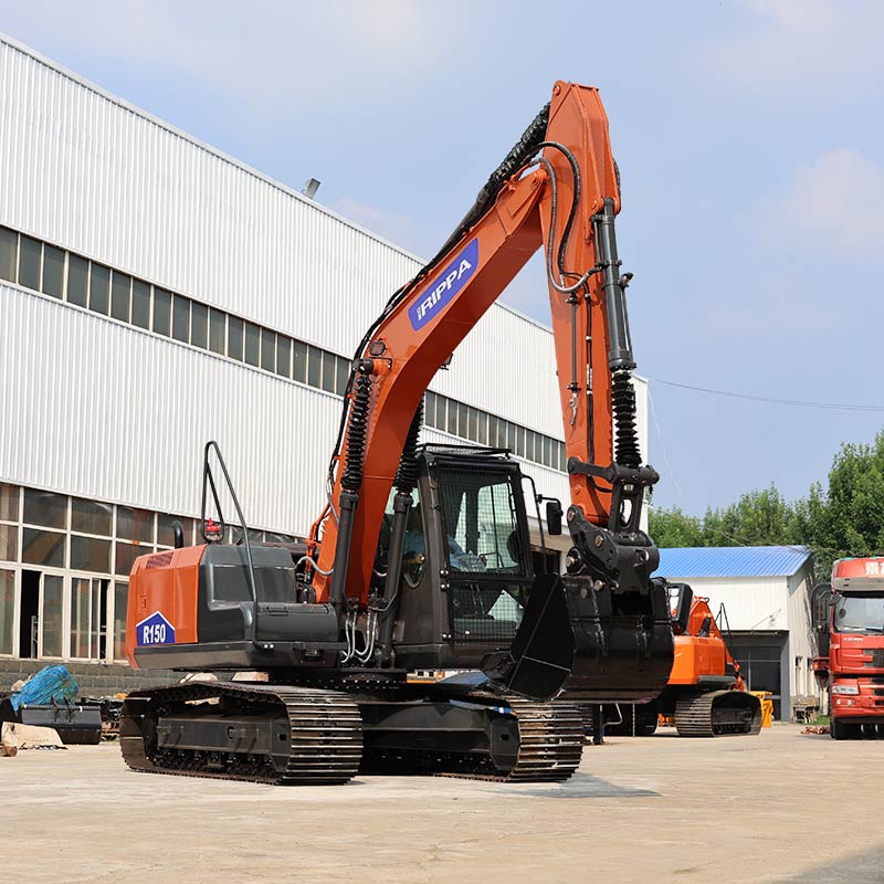 RIPPA R150 z kabiną i silnikiem Cummins 4BTA3.9