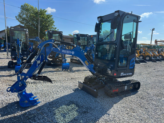 Minikoparka RIPPA R15 ECO Z kabiną z silnikiem Kubota D722